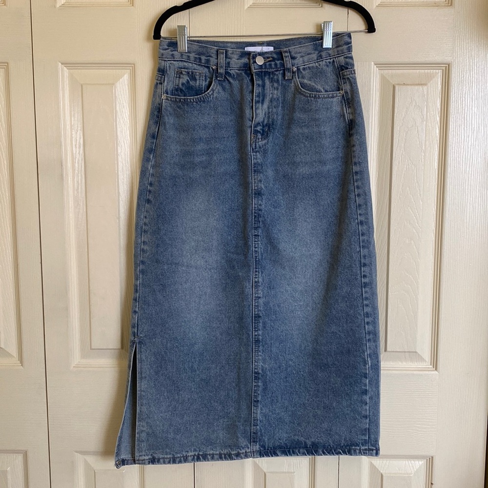 Oak + Fort Denim Midi Skirt